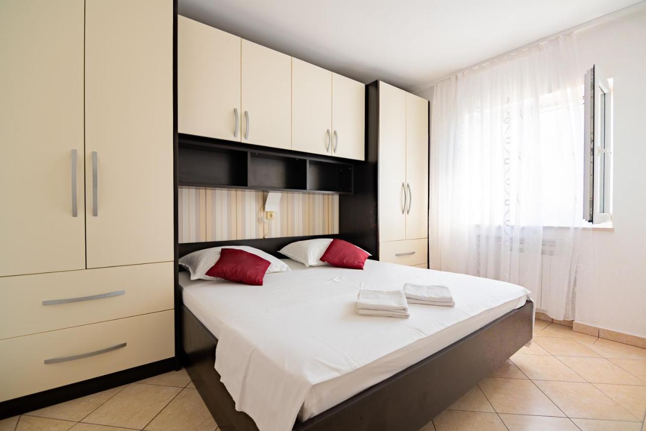 Apartments Matic โรกอซนิซา ภายนอก รูปภาพ